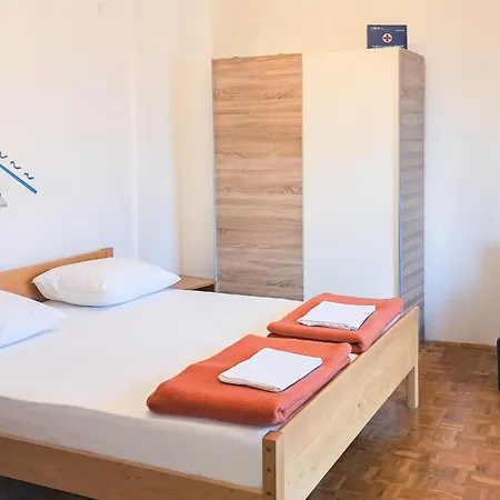 Gorgeous In With Wifi Daire