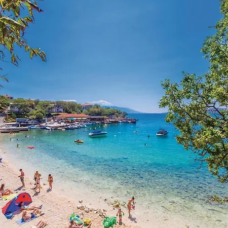 Gorgeous In With Wifi Novi Vinodolski